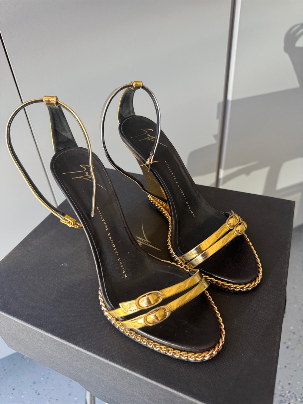 Giuseppe Zanotti Black and Gold Chain-Trim Slingback Sandals